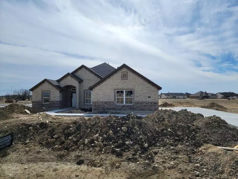 221 Stone Canyon Drive, Rhome, TX 76078