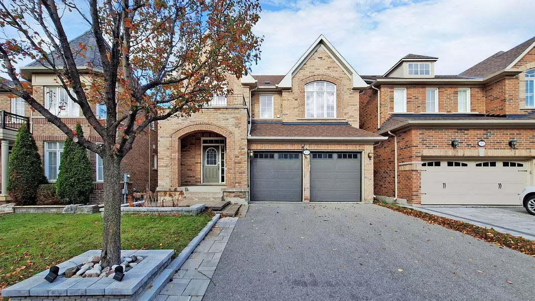 42 Walter Scott CRES, Markham, ON L6C 0E7