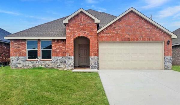 911 SW 81st Street, Lawton, OK 73505