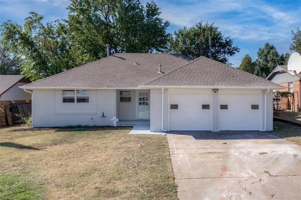 5412 NW 65th Street, Warr Acres, OK 73132