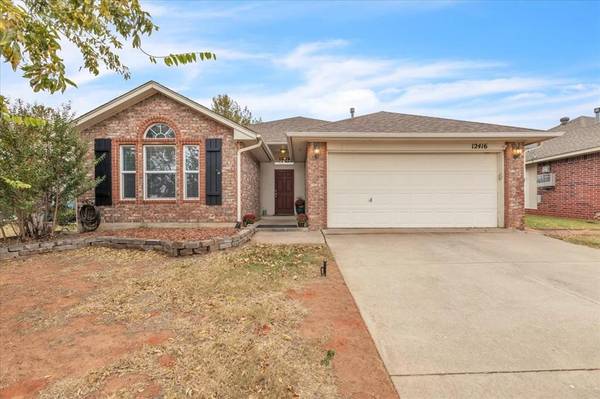 12416 SW 12th Street, Yukon, OK 73099