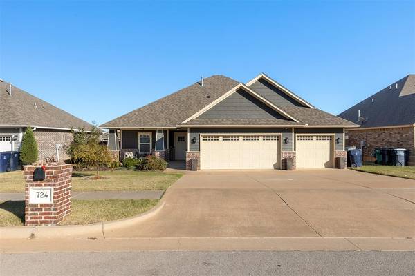 724 Redvine Road, Yukon, OK 73099