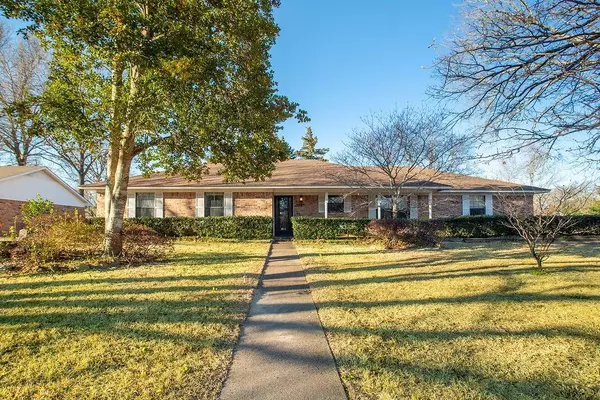 117 County Road 2438, Mineola, TX 75773