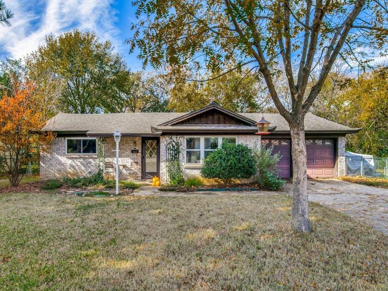 217 Page Court, Hurst, TX 76053