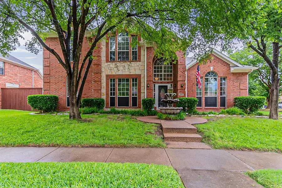 2801 Dove Creek Drive, Rowlett, TX 75088