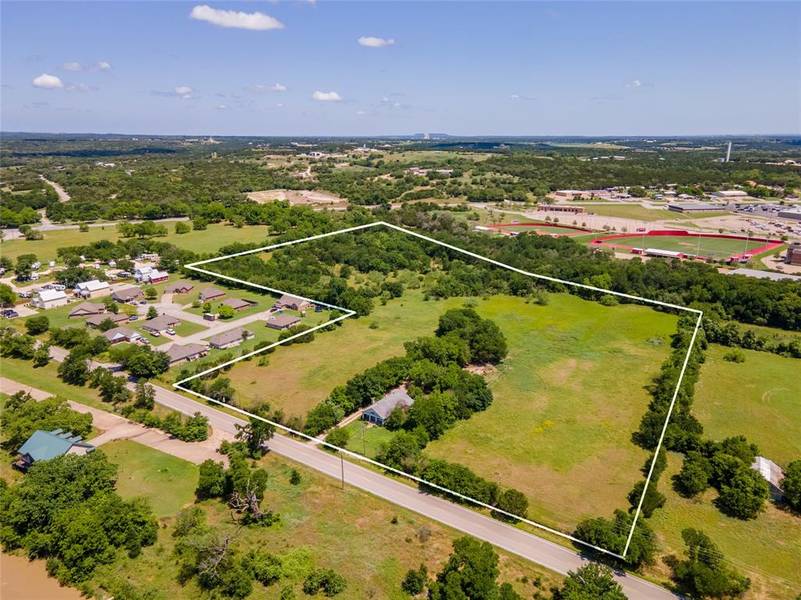 1604 Barnard Street, Glen Rose, TX 76043