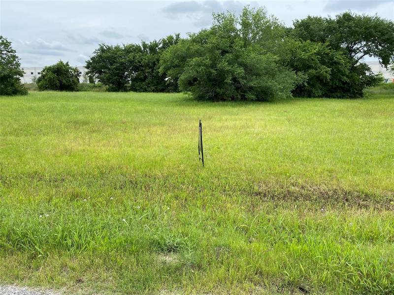 3201 Belvedere Road, Lancaster, TX 75134