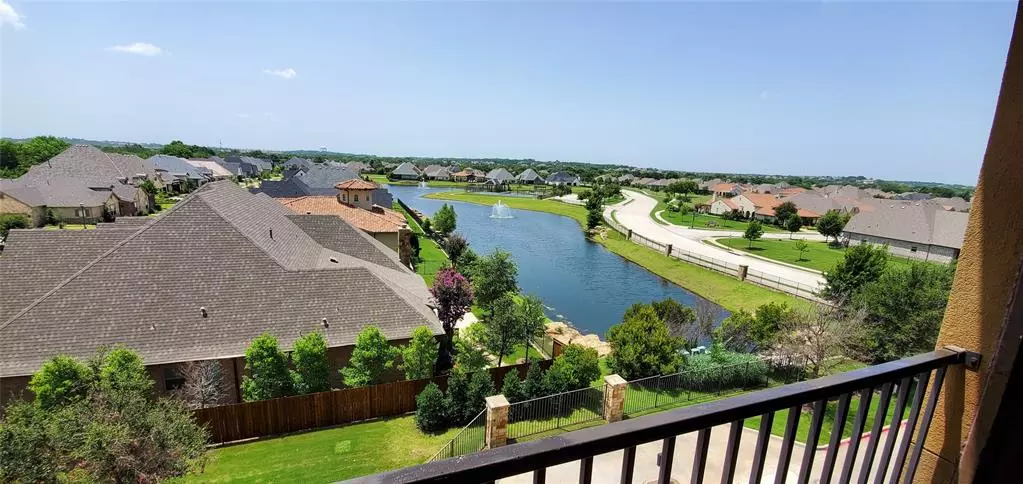 301 Watermere Drive #401, Southlake, TX 76092