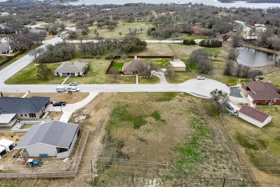 712 Mountain Ridge Court W, Lakeside, TX 76135