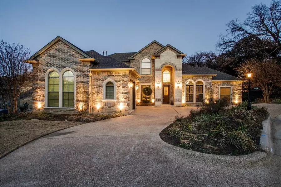 2001 Hill Country Court, Arlington, TX 76012