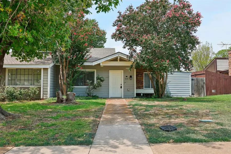 534 Harvest Hill Street, Lewisville, TX 75067