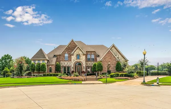 401 Canyon Park Court, Southlake, TX 76092