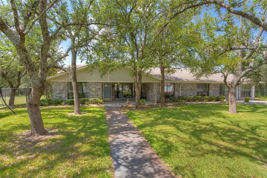 200 Amelia Lane, Aledo, TX 76008