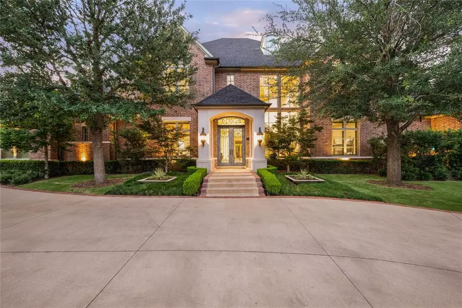 4833 Walnut Hill Lane, Dallas, TX 75229