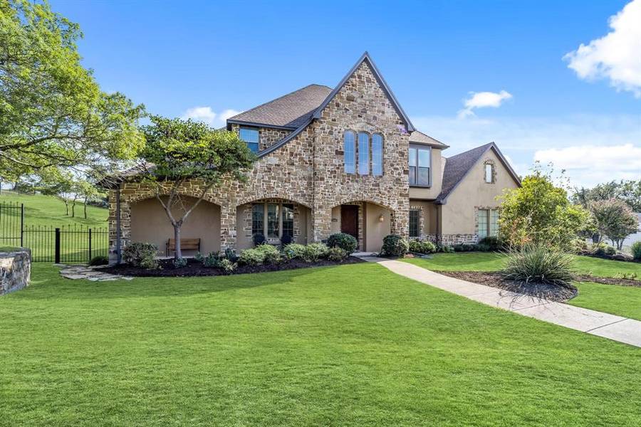 1401 Stone Creek Drive, Aledo, TX 76008