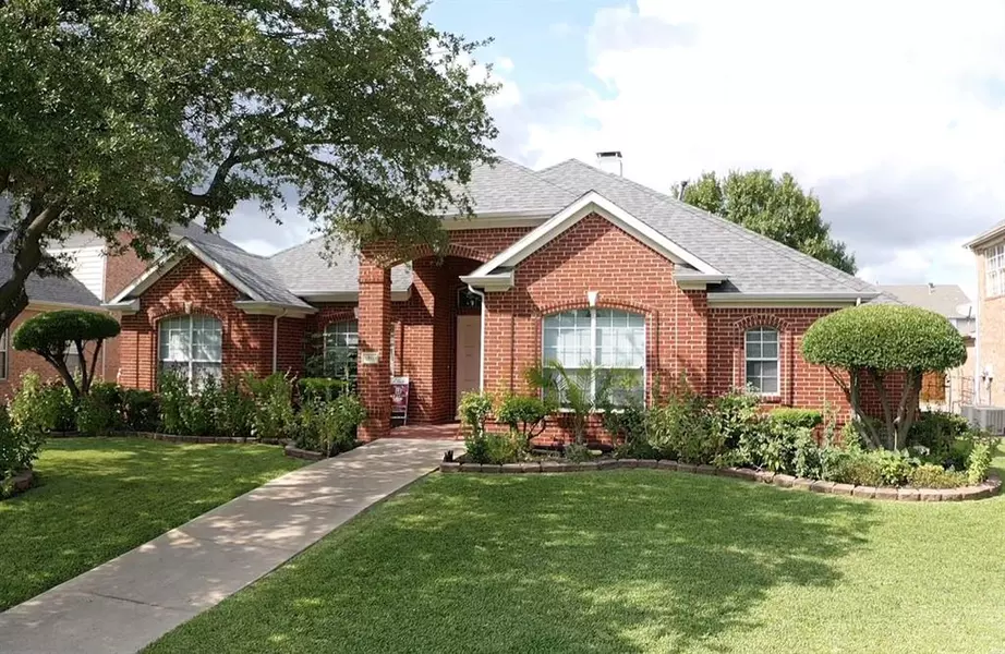 5801 Kensington Drive, Richardson, TX 75082