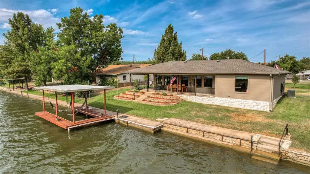 3418 Samoan Court, Granbury, TX 76048