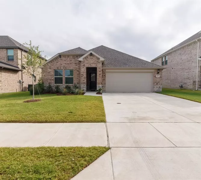 489 Canyon Falls Avenue, Princeton, TX 75407