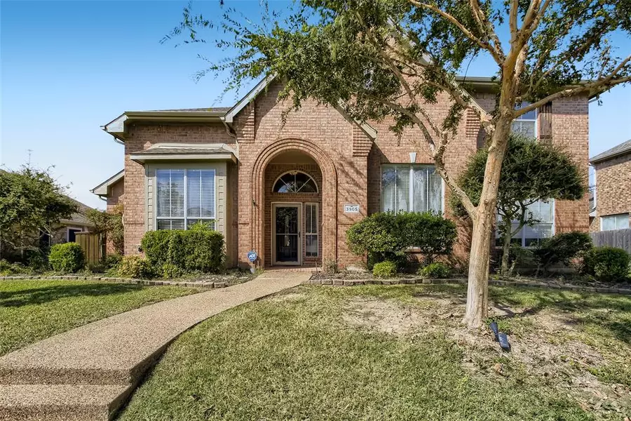 3905 Lakeside Drive, Rowlett, TX 75088