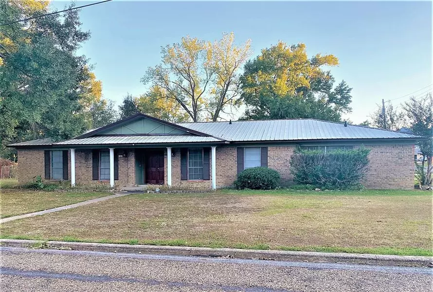 502 Walnut Street, Mount Pleasant, TX 75455