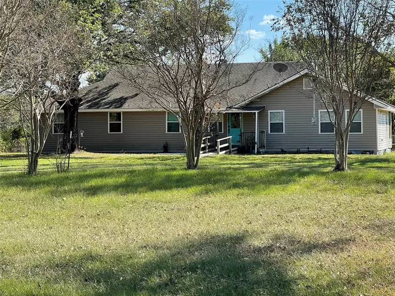 10657 Fm 3273, Athens, TX 75751