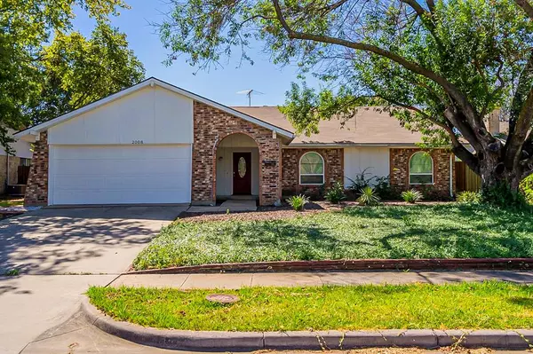 2008 Statler Drive, Carrollton, TX 75007