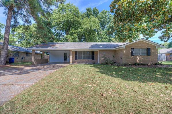 7529 University Drive, Shreveport, LA 71105