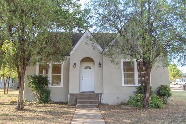 2443 S 5th Street, Abilene, TX 79605