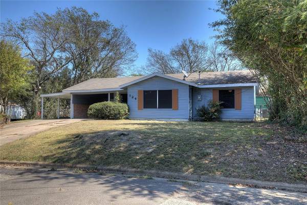 124 Foscue Street, Sulphur Springs, TX 75482