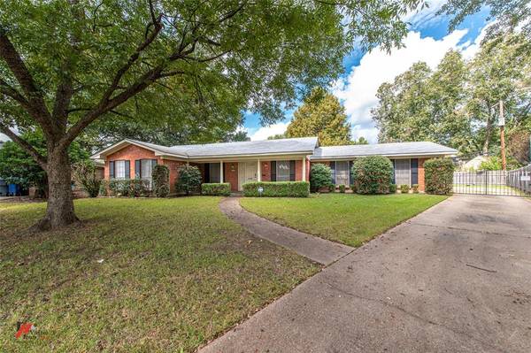 306 Burgundy Circle, Shreveport, LA 71105