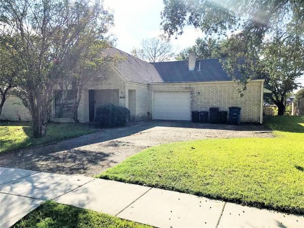 1910 Yorkstown Drive, Ennis, TX 75119