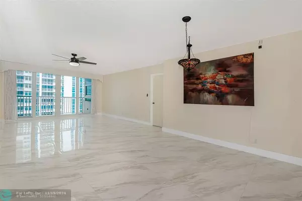 Pompano Beach, FL 33062,1370 S Ocean Blvd  #1206