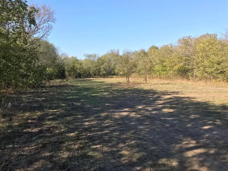 3424 County Road 1106, Rio Vista, TX 76093