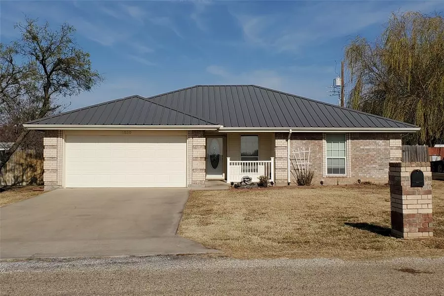 1010 Woodland Drive, Clyde, TX 79510