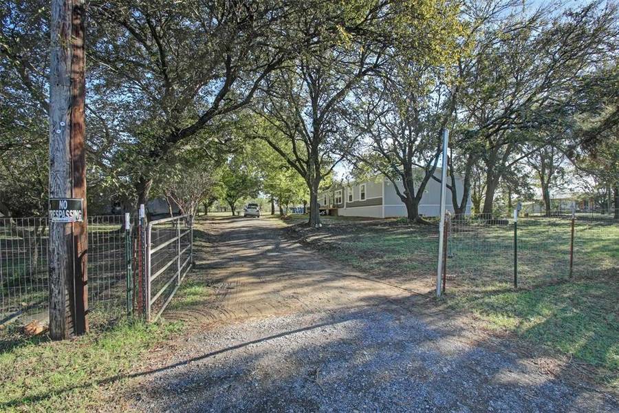 3502 Windy Lane, Alvarado, TX 76009