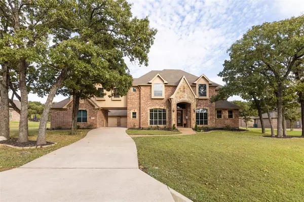 245 Fox Trot Lane, Double Oak, TX 75077