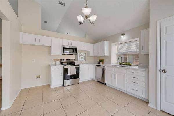 2253 Merrimac Lane, Lancaster, TX 75146