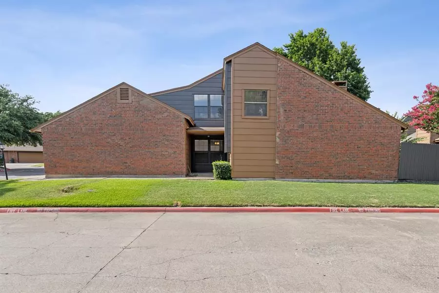 101 Brentwood Court, Irving, TX 75061