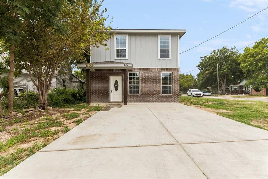 105 Lamar Street, Hillsboro, TX 76645