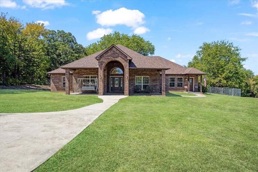 1557 Pearce Drive, Pottsboro, TX 75076