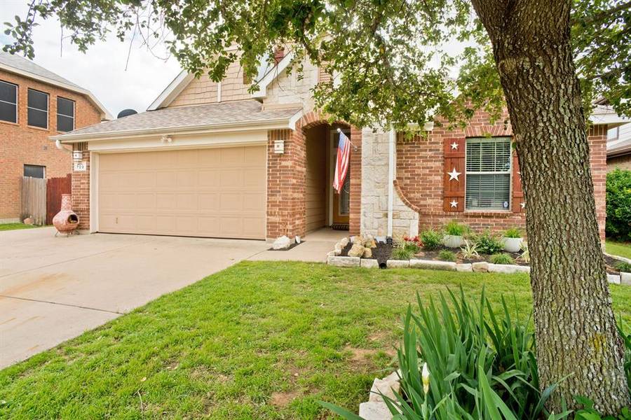 709 Ridgewater Trail, Fort Worth, TX 76131