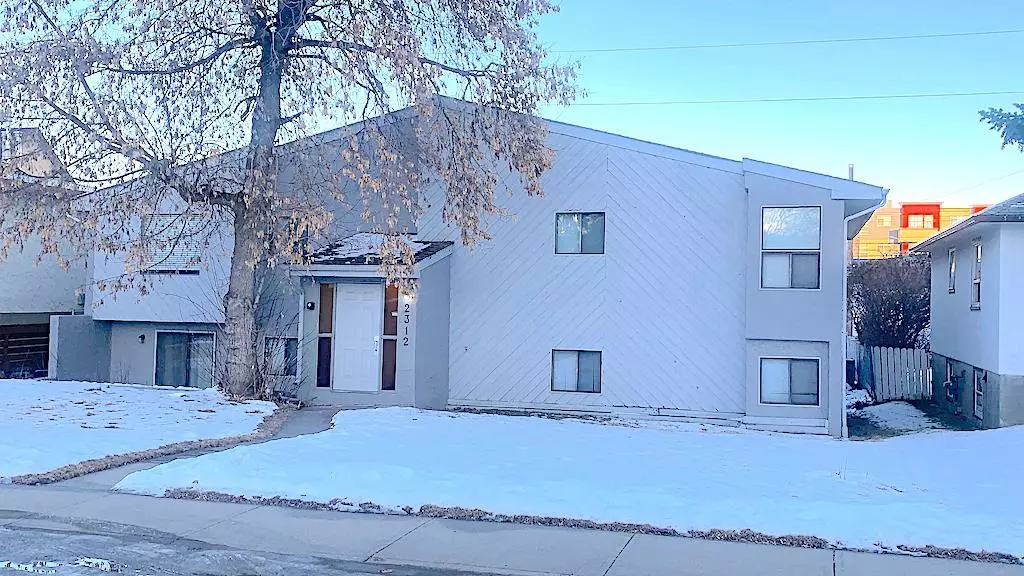 2312 1 ST Northwest, Calgary, AB T2M 2T8