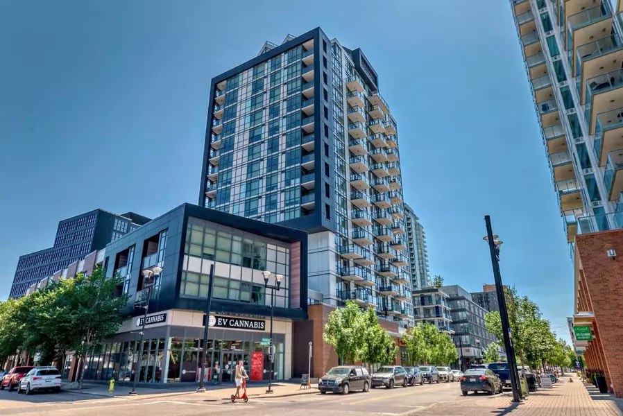 550 Riverfront AVE Southeast #1208, Calgary, AB T2G 1E5