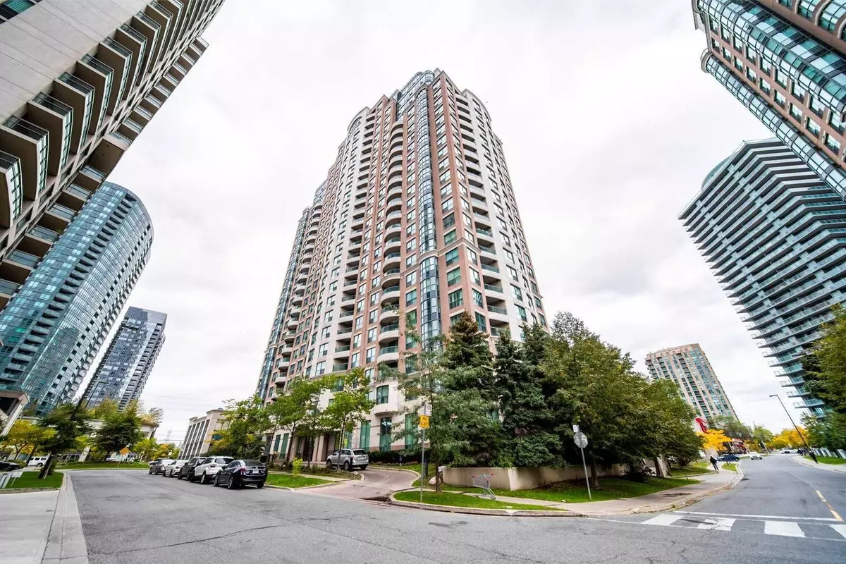 Toronto C07, ON M2N 7H2,7 Lorraine DR #812