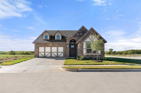 1741 River Bend,  Burleson,  TX 76028