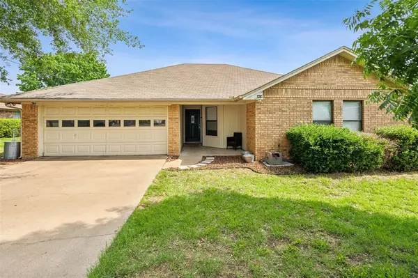 Granbury, TX 76049,3923 Country Meadows Road