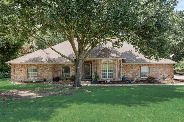 903 Slippery Elm Drive, Ovilla, TX 75154