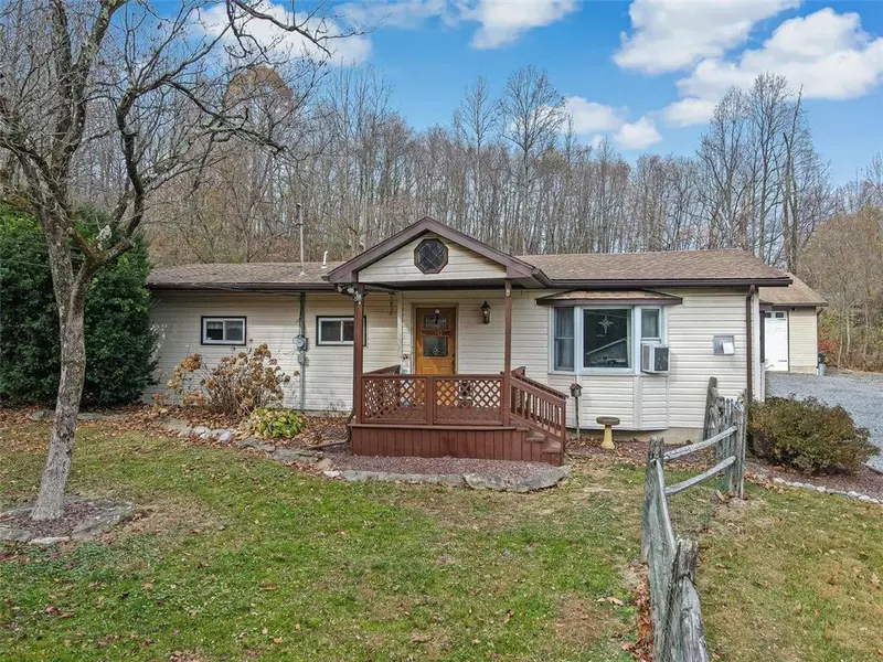 3320 West Walker Road, Moore Twp, PA 18014