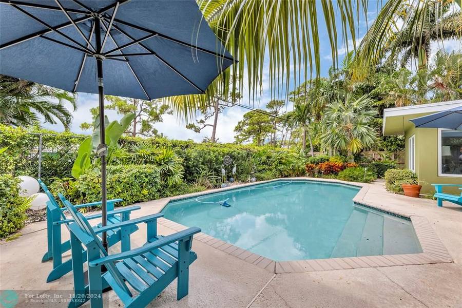 1716 NE 27th Dr, Wilton Manors, FL 33334