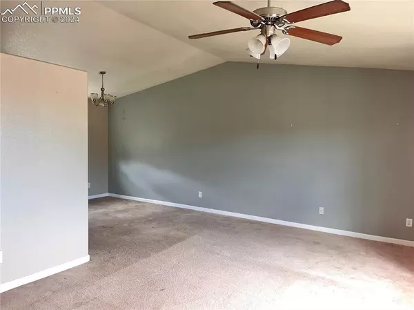 Colorado Springs, CO 80925,7340 Candelabra DR